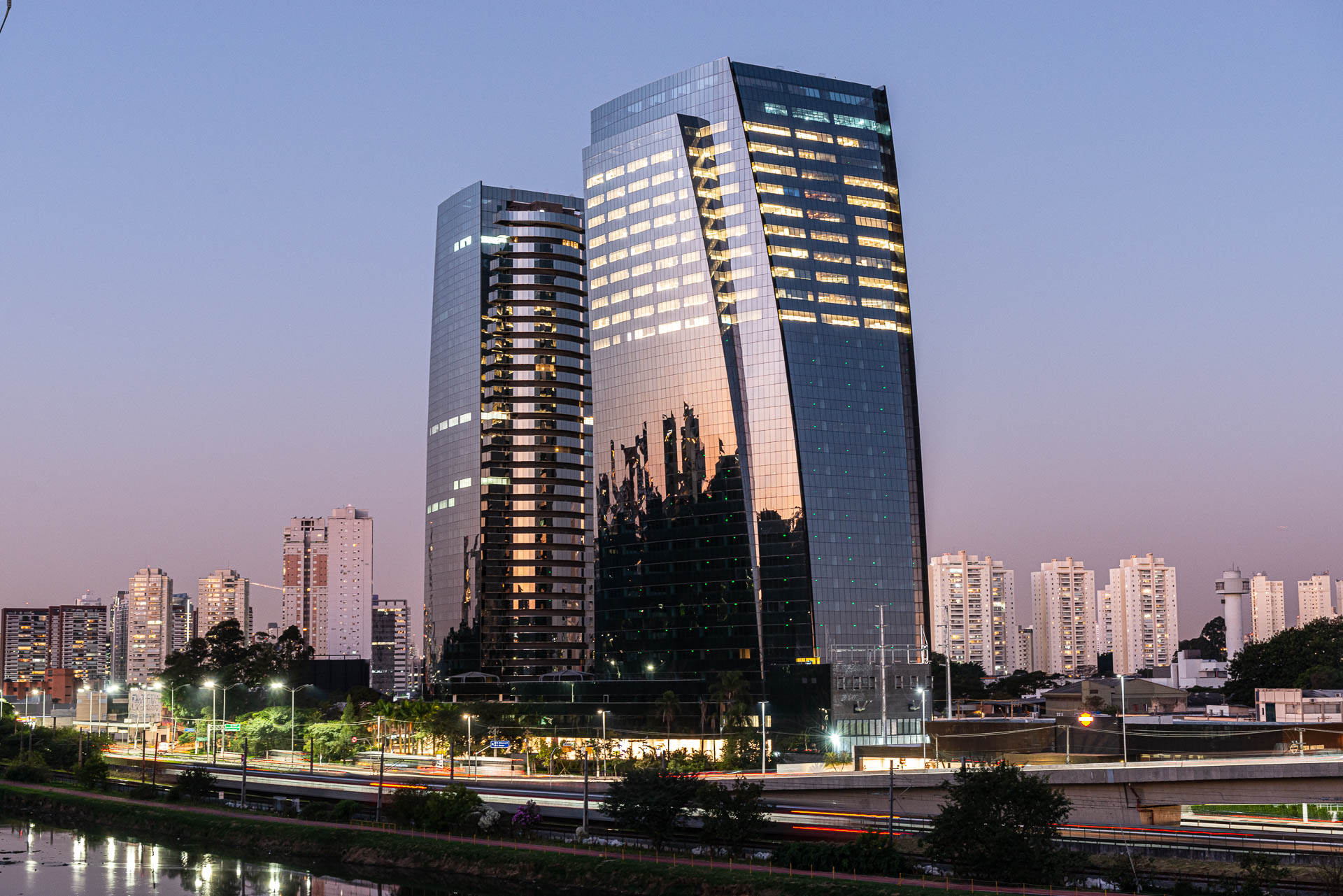 Torre Alpha - 17007 Nações